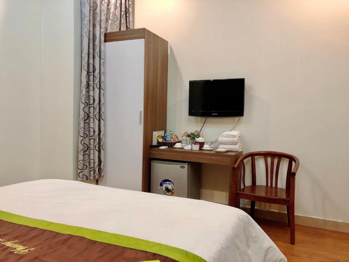 Phuong Dong Hotel Hanoi Exterior photo